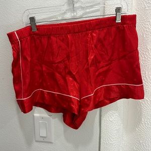 Women silk short